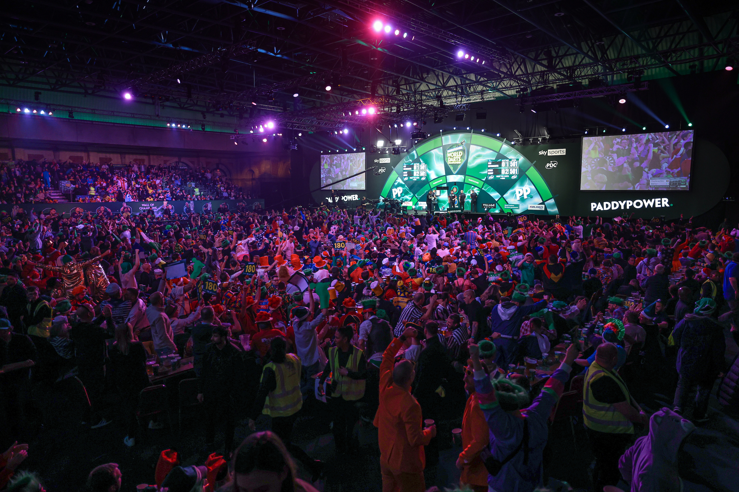 2024/25 Paddy Power World Darts Championship Day Ten latest PDC