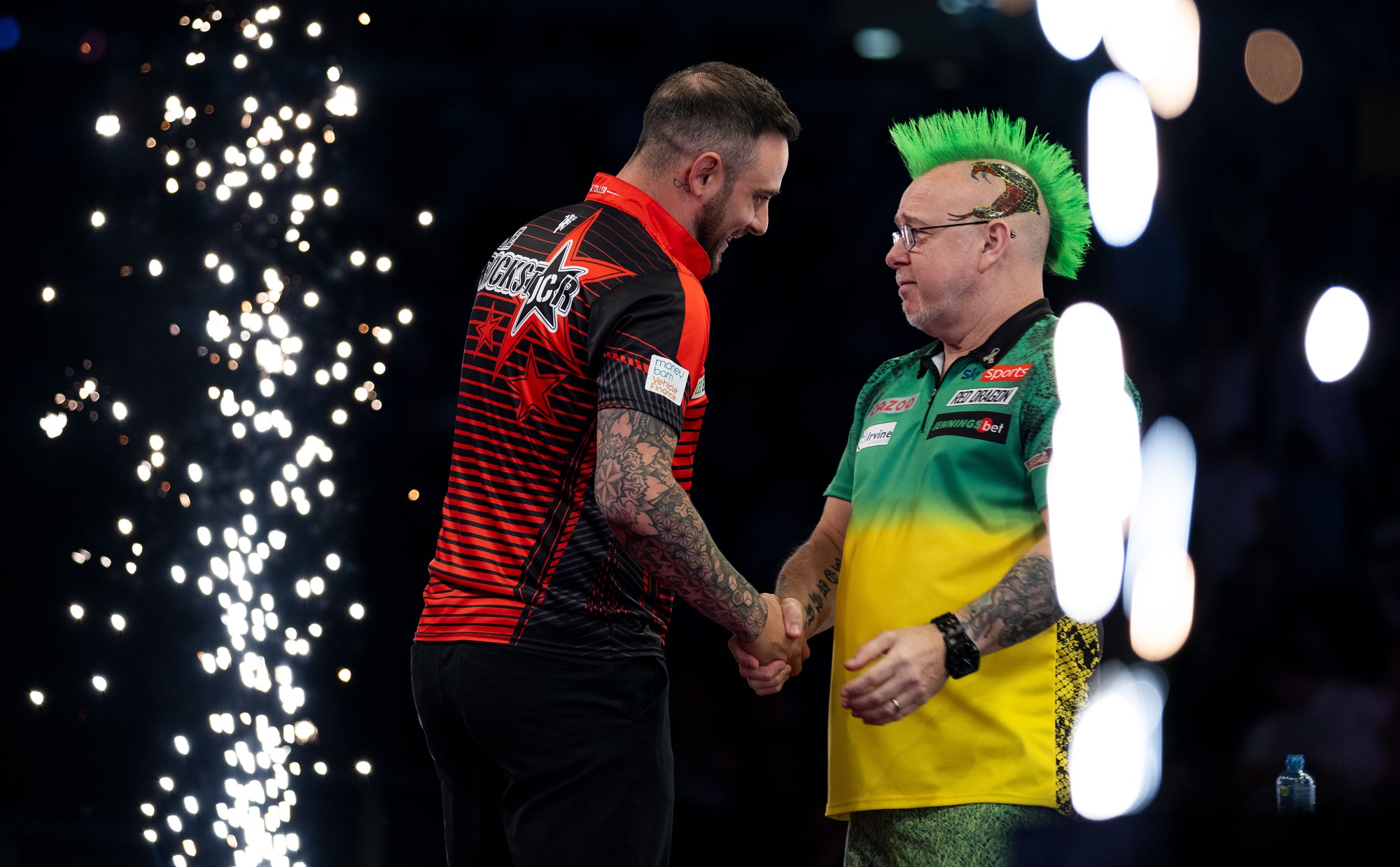 Joe Cullen and Peter Wright shake hands after their Play-Off qualification decider