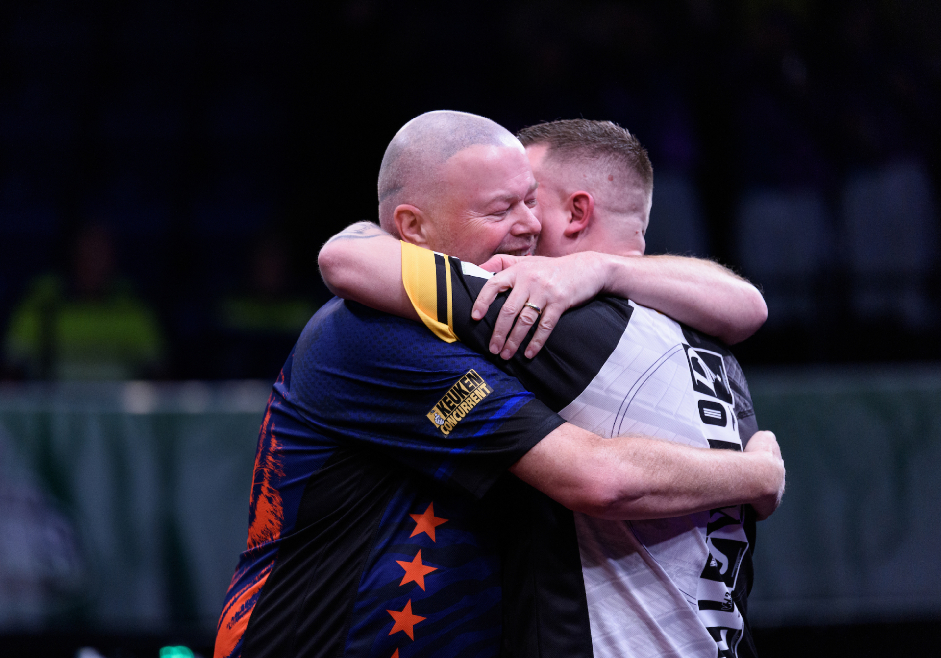 Raymond van Barneveld & Chris Dobey