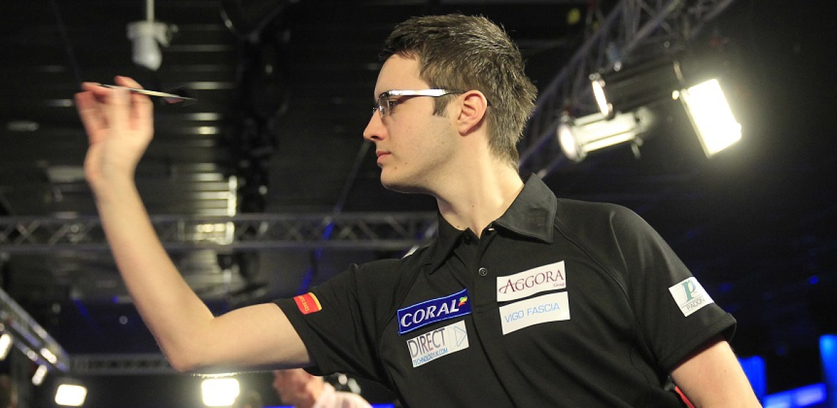 Adam Hunt (Lawrence Lustig, PDC)