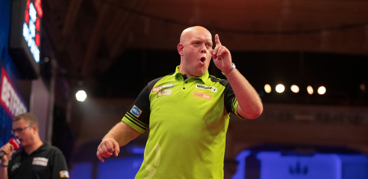 Van Gerwen To Play Through Pain Ahead Of Blackpool Title Defence | PDC